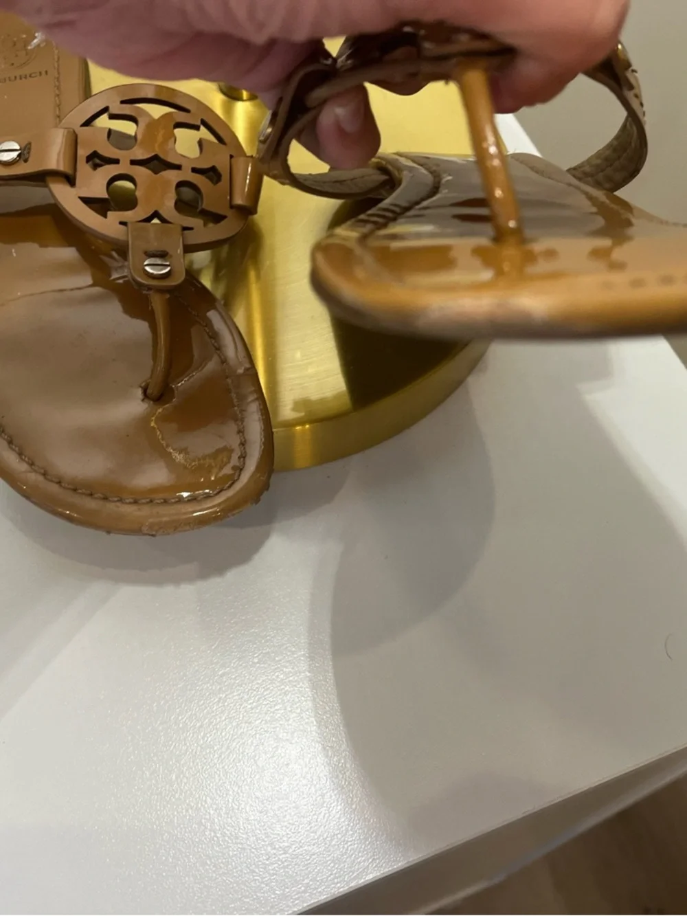 Tory Burch Patent Leather Logo Thong Sandals in Cognac Tan